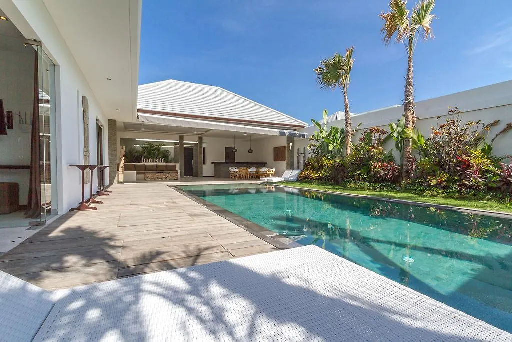 Villa Nala - Amazing 3-Bedroom In Seminyak 0*, Seminyak (Bali)
